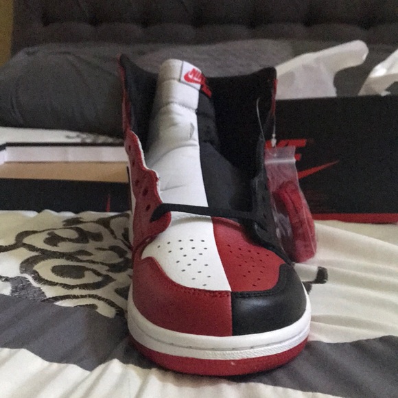 Air Jordan high og homage to home size 11